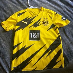 2021 Borussia Dortmund HomeKit